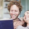 13 دلیل وفاداری زوجهای اهل مطالعه